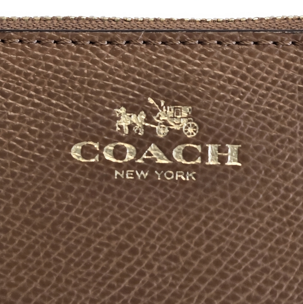 Coach Corner Zip Chocolate Leather Wristlet - Picture 9 of 10